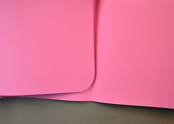 Convenient Folding Yoga Mat: Your Travel-Friendly Fitness Companion