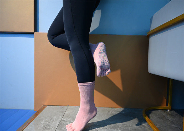 Customizable 100% Cotton Non-Slip Grip Yoga Socks With Five Toes For Enhanced Comfort And Fitness